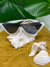 Load image into Gallery viewer, KIKI - Honey Juliet Honey Juliet White